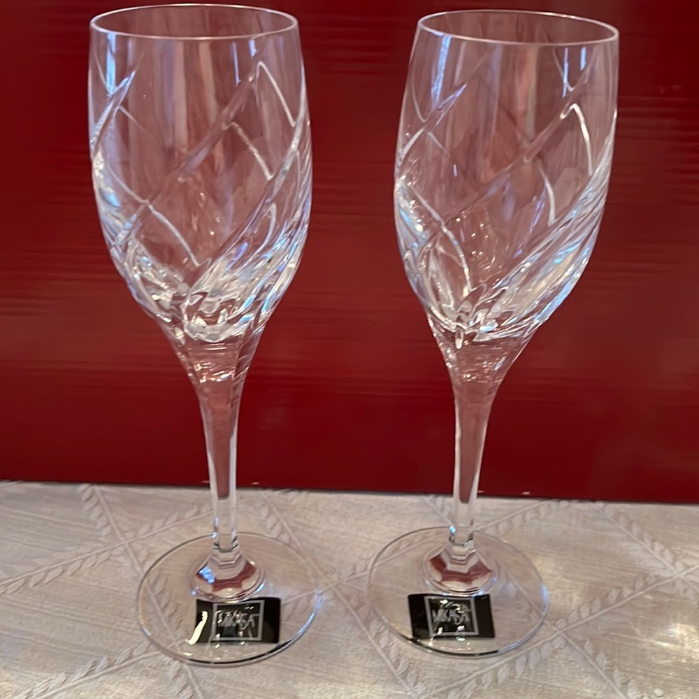 NIB Mikasa Olympus Wine Glass, set of 2